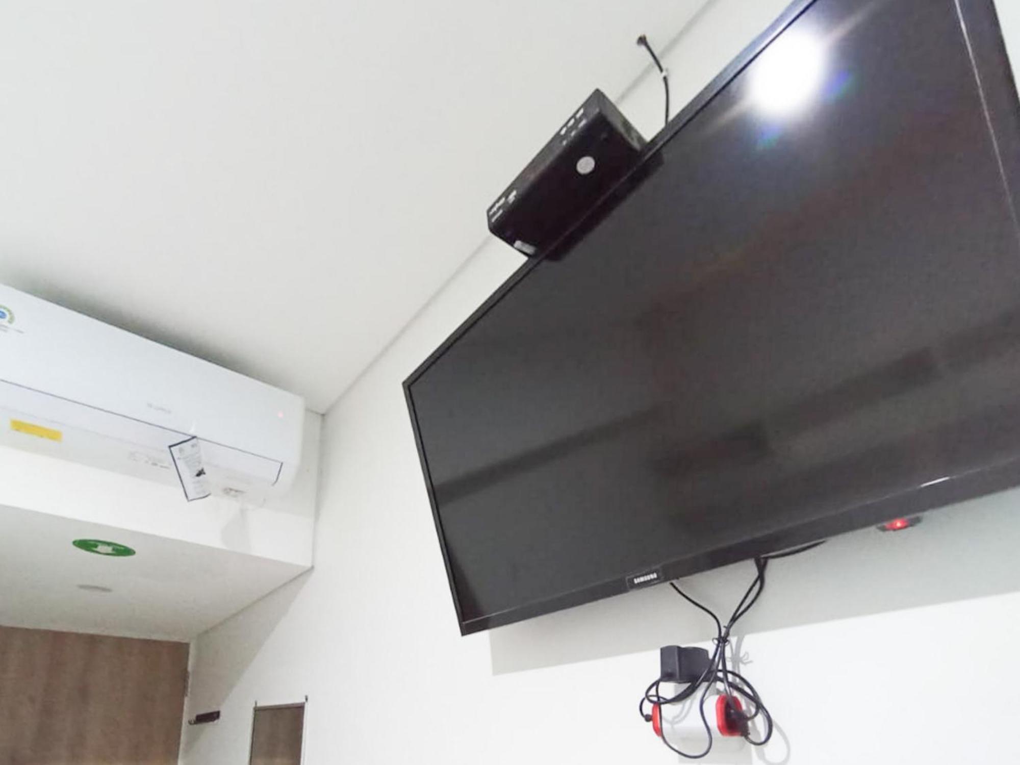 Hotel Ofo Kost Premium Kampung Inggris Pare Syariah Mitra Reddoorz Esterno foto