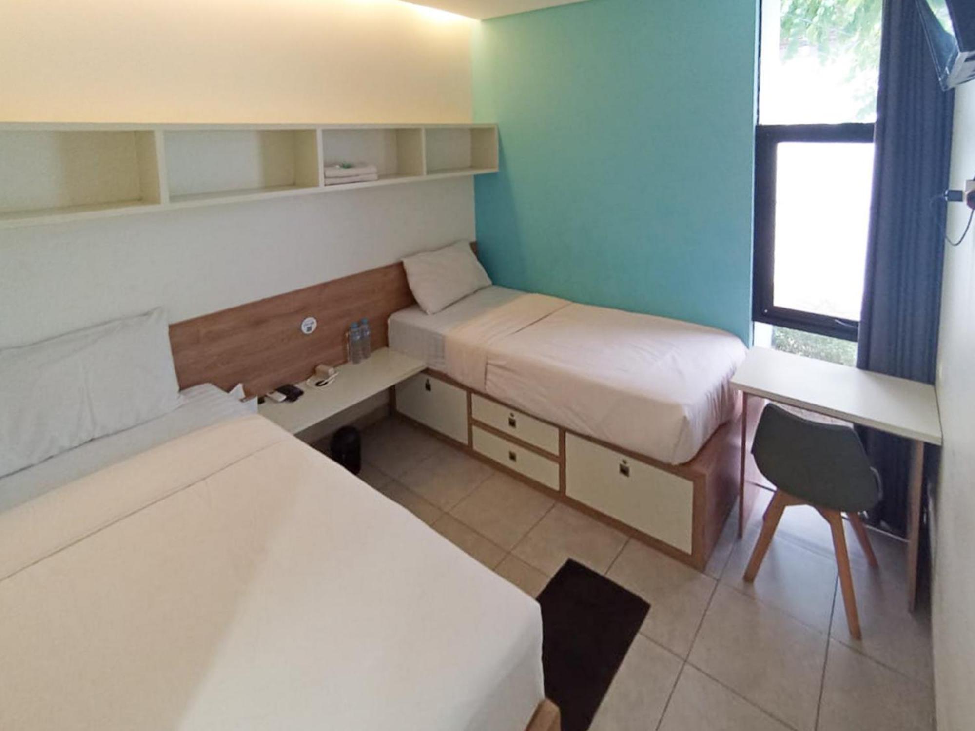 Hotel Ofo Kost Premium Kampung Inggris Pare Syariah Mitra Reddoorz Esterno foto