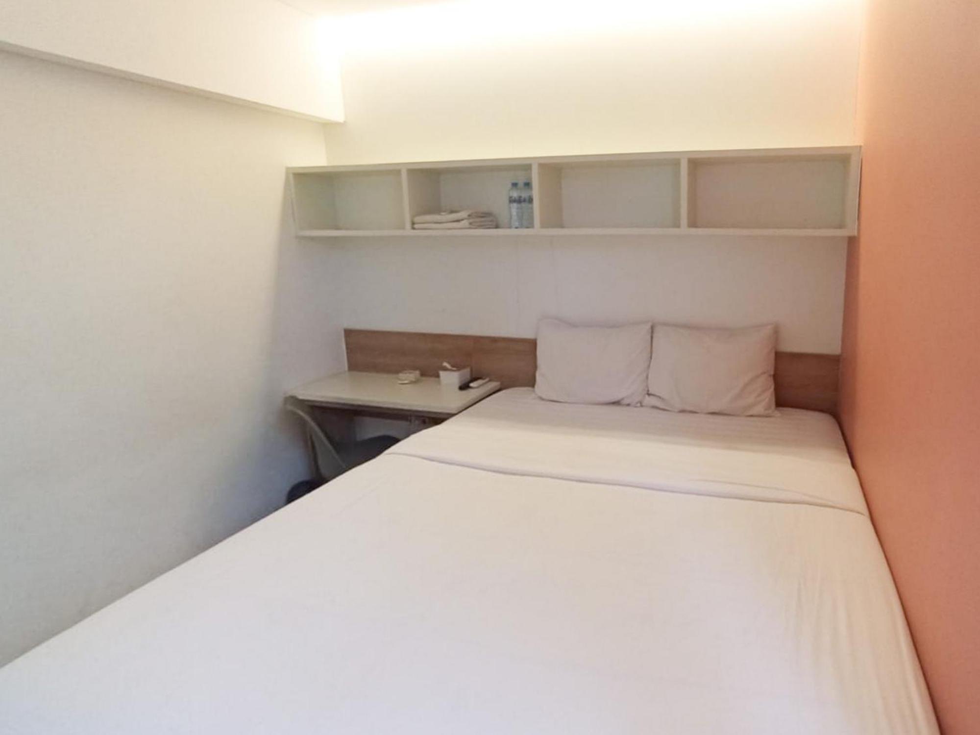 Hotel Ofo Kost Premium Kampung Inggris Pare Syariah Mitra Reddoorz Esterno foto